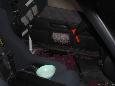Fahrersitzschine ausgebaut.JPG Fahrersitzschine ausgebaut.JPG