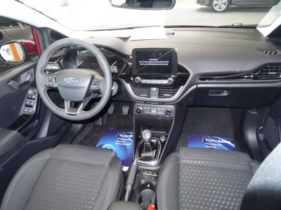 Fiesta Mk8 Innenraum.JPG
