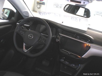 Opel Corsa-e (Cockpit).JPG
