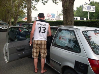ich und mein auto.JPG