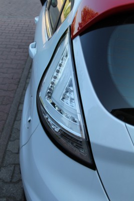 links-klein-led.JPG links-klein-led.JPG
